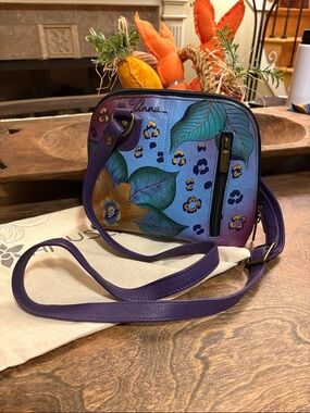 Like new, Anuschka Anna Hand-Painted  Tropical Jungle Leather Crossbody Bag